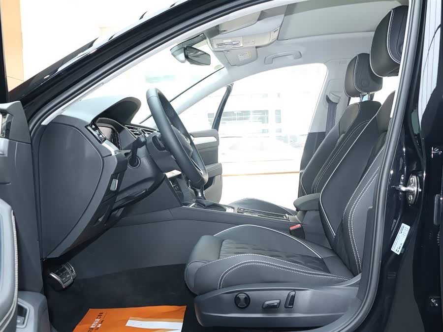 Volkswagen Magotan GTE 2023 car image #9