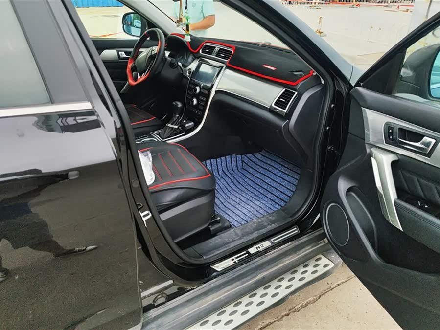 Haval H2 2015 car image #9