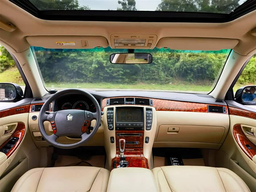 丰田 皇冠 2007 汽车图片 #9