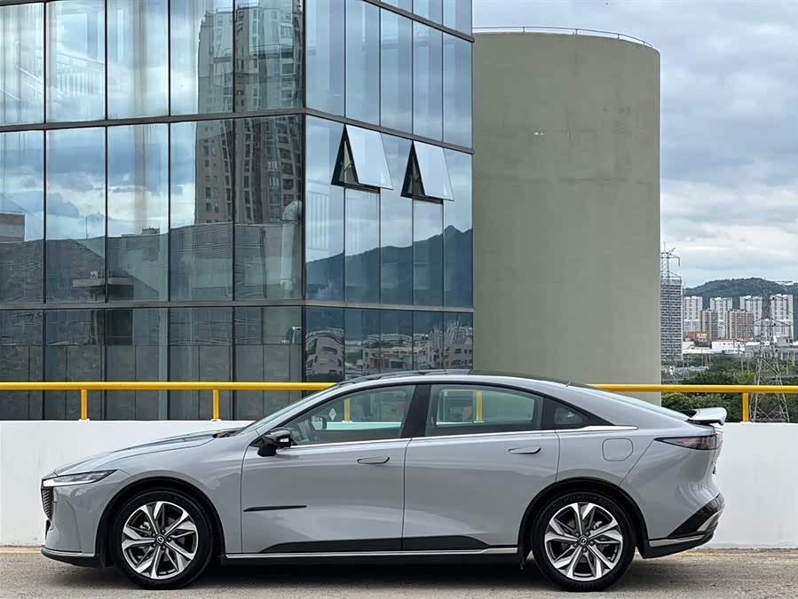 Mazda EZ-6 2024 صورة سيارة #9