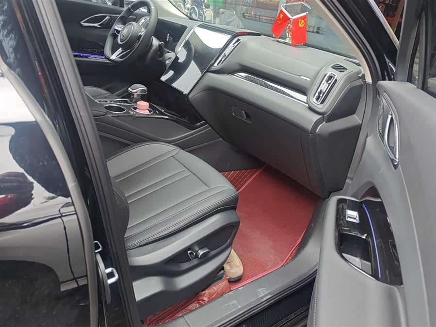 HongQi HS3 2025 car image #9