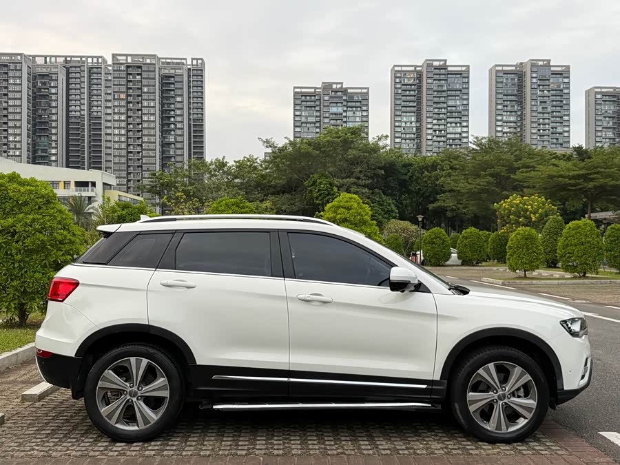 Haval H6 Coupe 2015 car image #9