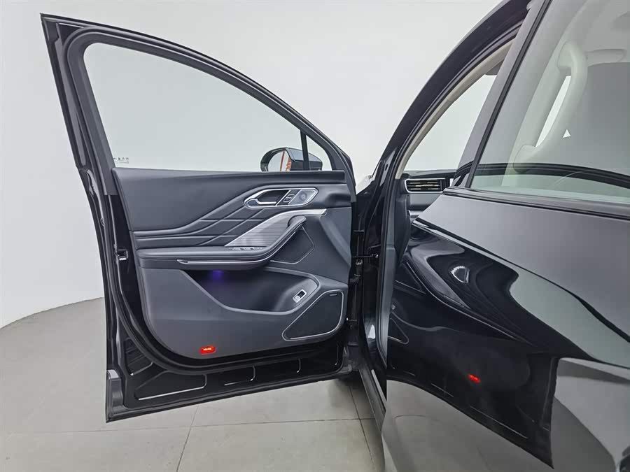 HongQi HS7 PHEV 2025 #9 HongQi HS7 PHEV 2025 car image #9