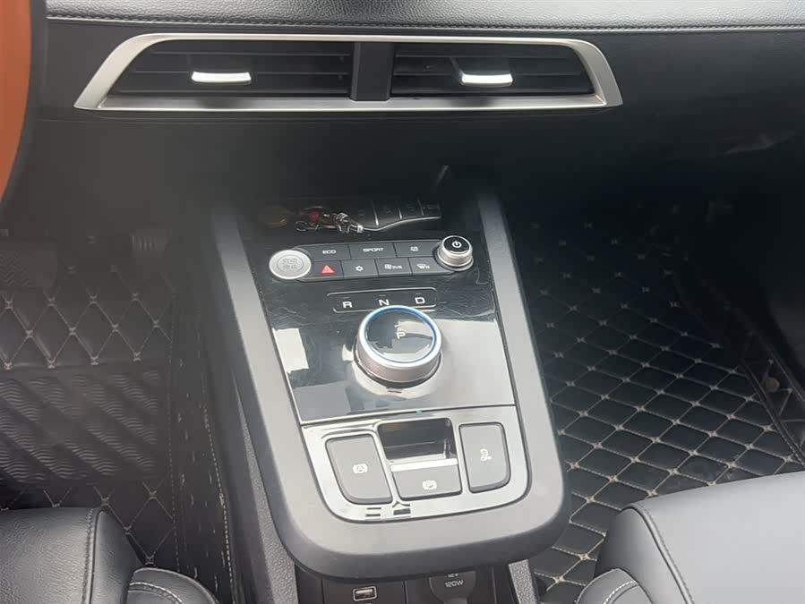 BYD e3 2024 #9 BYD e3 2024 car image #9