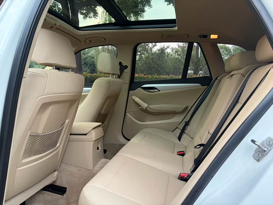 BMW X1 (Imported) 2012 #9 BMW X1 (Imported) 2012 car image #9