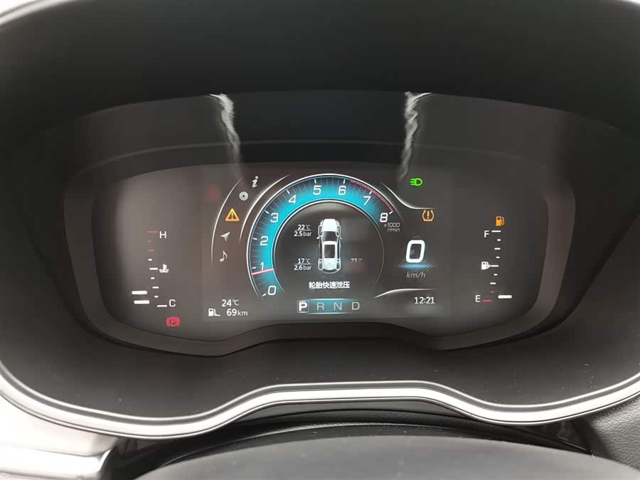 SWM斯威汽车 SWM斯威G01 2018 #9 SWM斯威汽车 SWM斯威G01 2018 汽车图片 #9