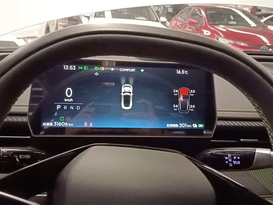 哪吒汽车 哪吒GT 2024 汽车图片 #9