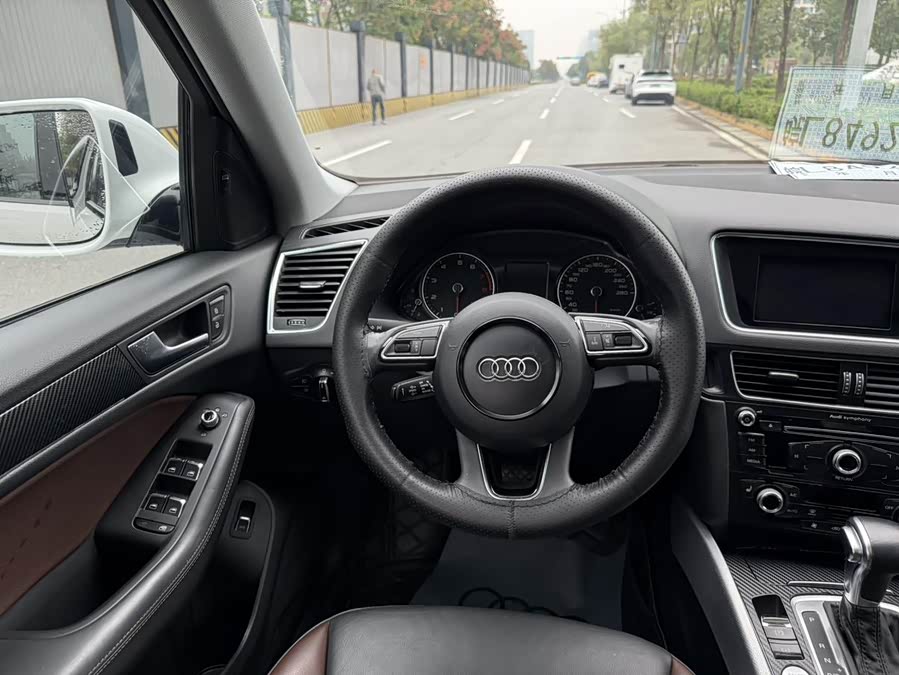 Audi Q5 2018 изображение автомобиля #9