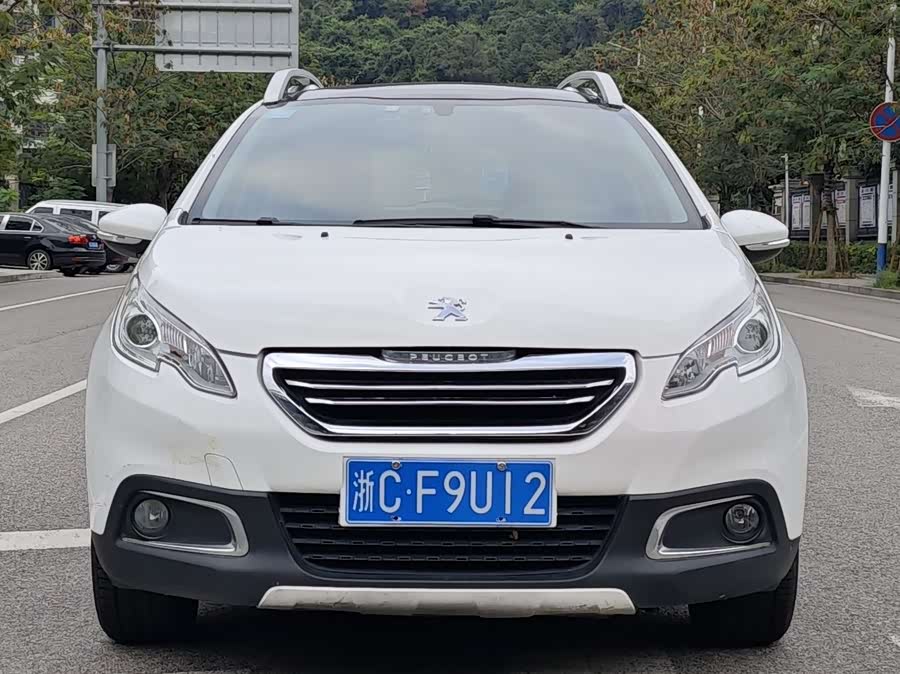 Peugeot 2008 2016 car image #9