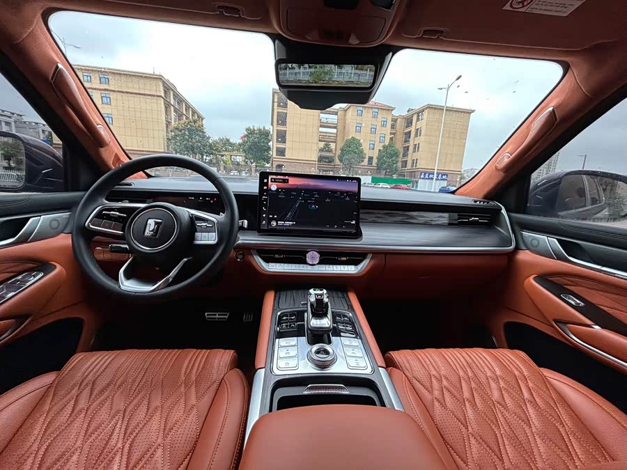 Tank 500 2022 car image #9