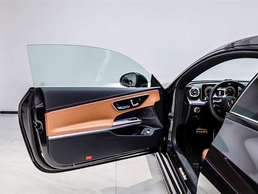 Mercedes-Benz CLE Class 2025 #9 Mercedes-Benz CLE Class 2025 car image #9