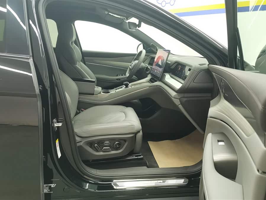 Denza N7 2023 #9 Denza N7 2023 car image #9