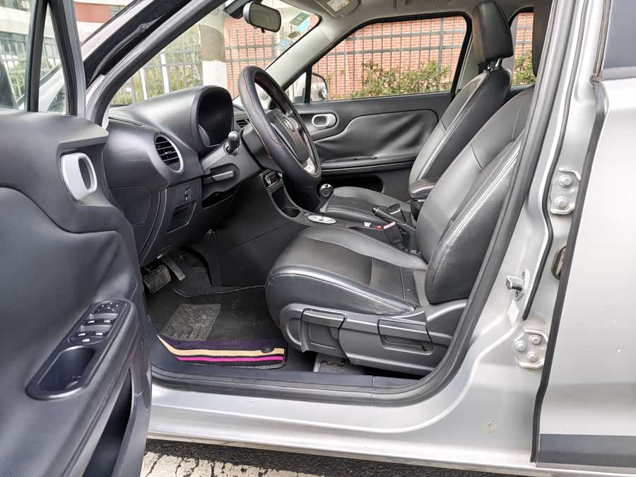 MG 3 2017 car image #9