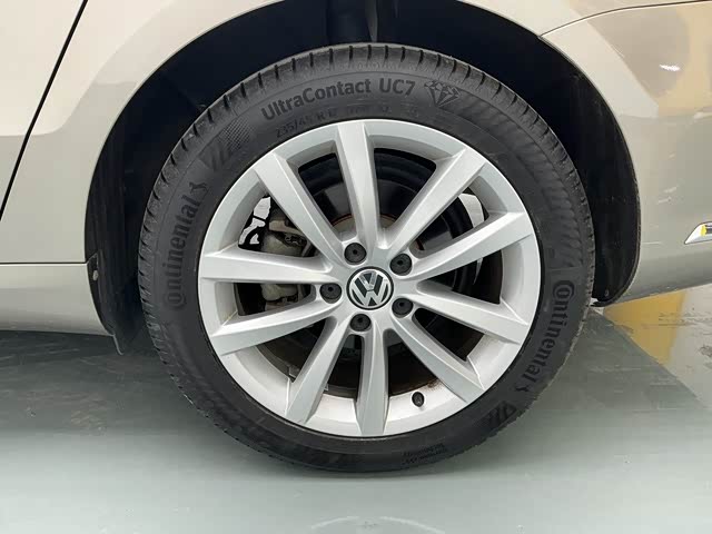 Volkswagen Magotan (Imported) 2014 immagine di auto #9