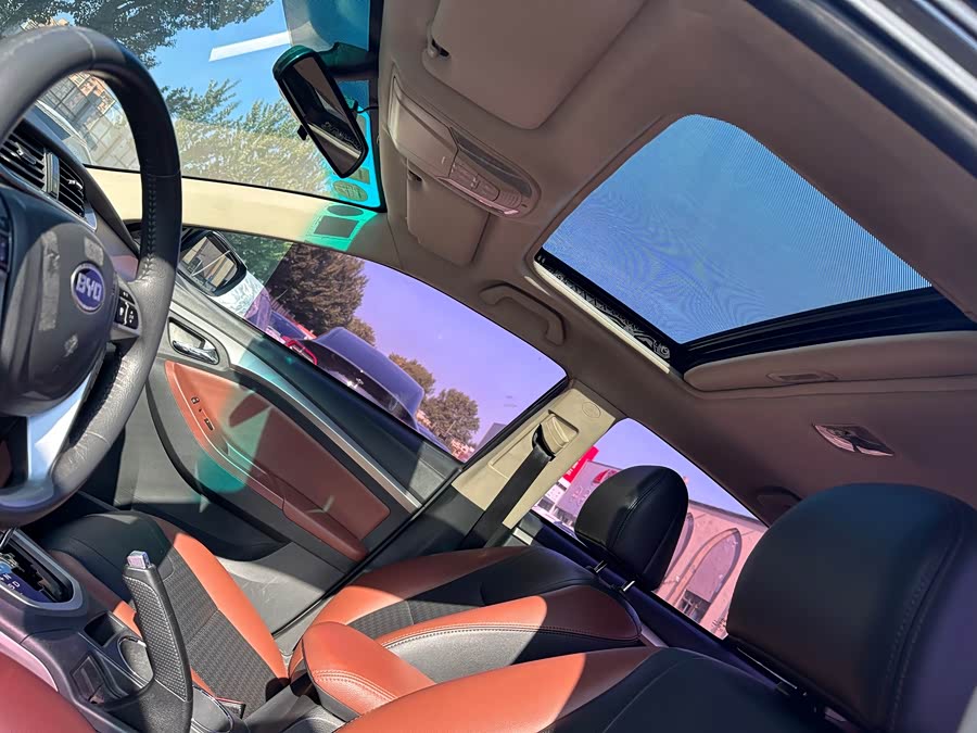 BYD G5 2016 car image #9