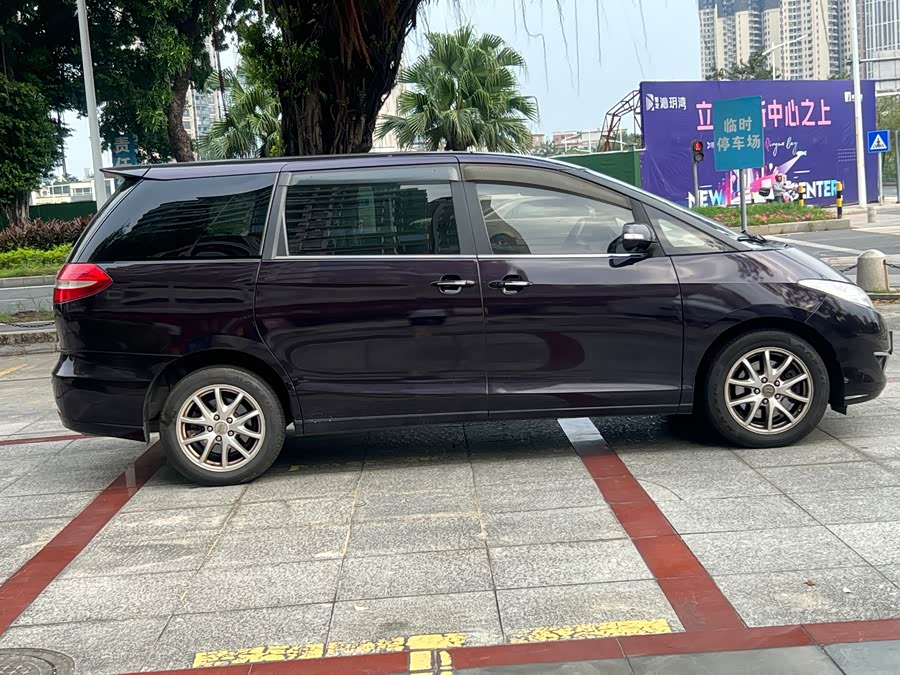 BYD M6 2015 car image #9