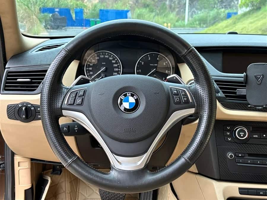 BMW X1 (Imported) 2011 صورة سيارة #9