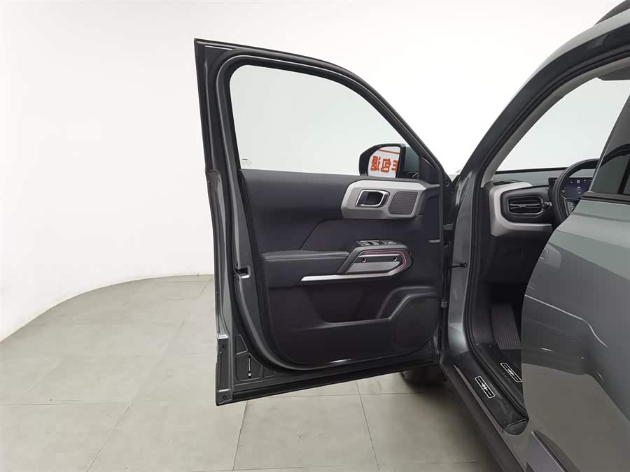 FangChengBao Tiger 3 2025 car image #9