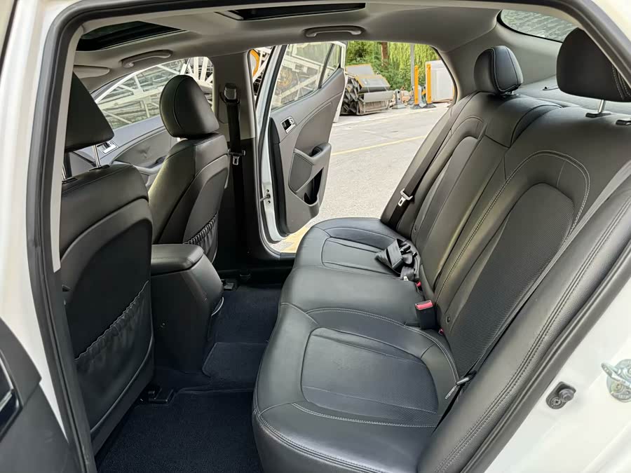 起亚 起亚K5 2013 汽车图片 #9