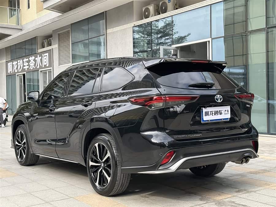 Toyota Crown Kluger 2023 #9 Toyota Crown Kluger 2023 car image #9