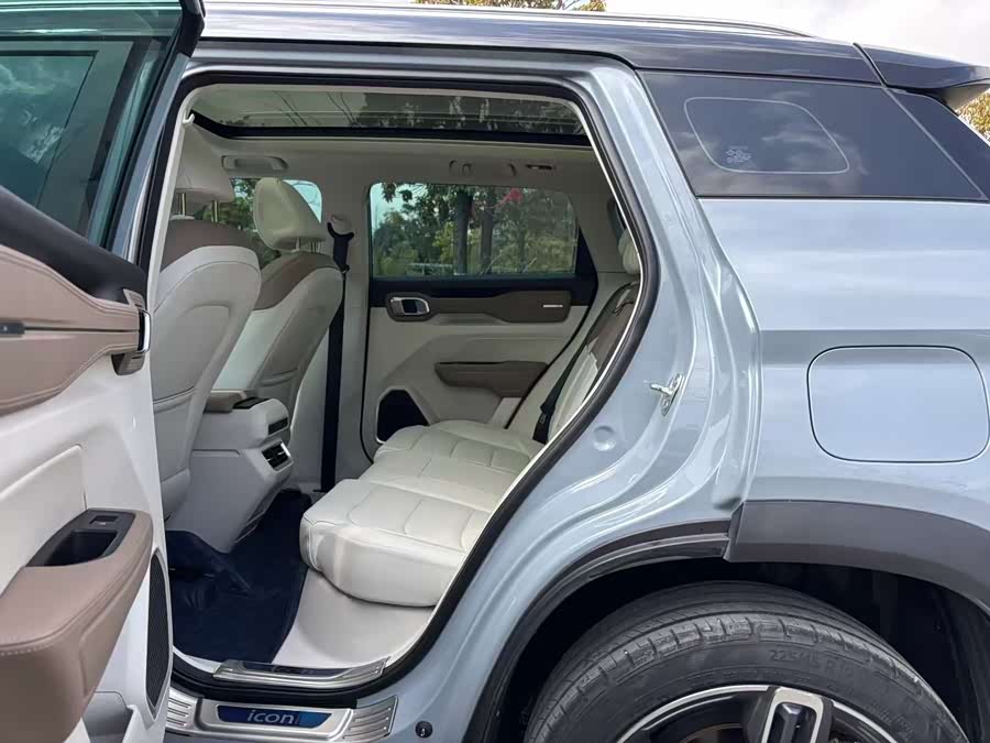 GEELY ICON 2021 car image #9