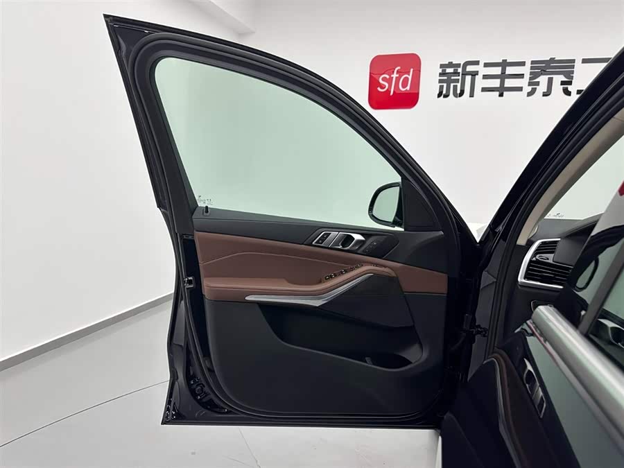 BMW X5 (Imported) 2022 car image #9