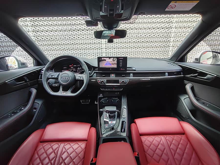 Audi S4 2023 صورة سيارة #9