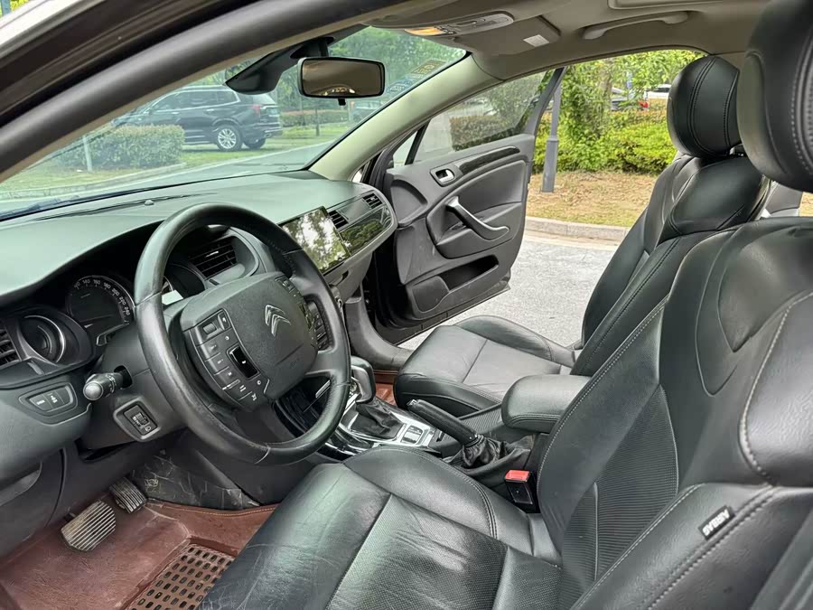 Citroen C5 2014 car image #9