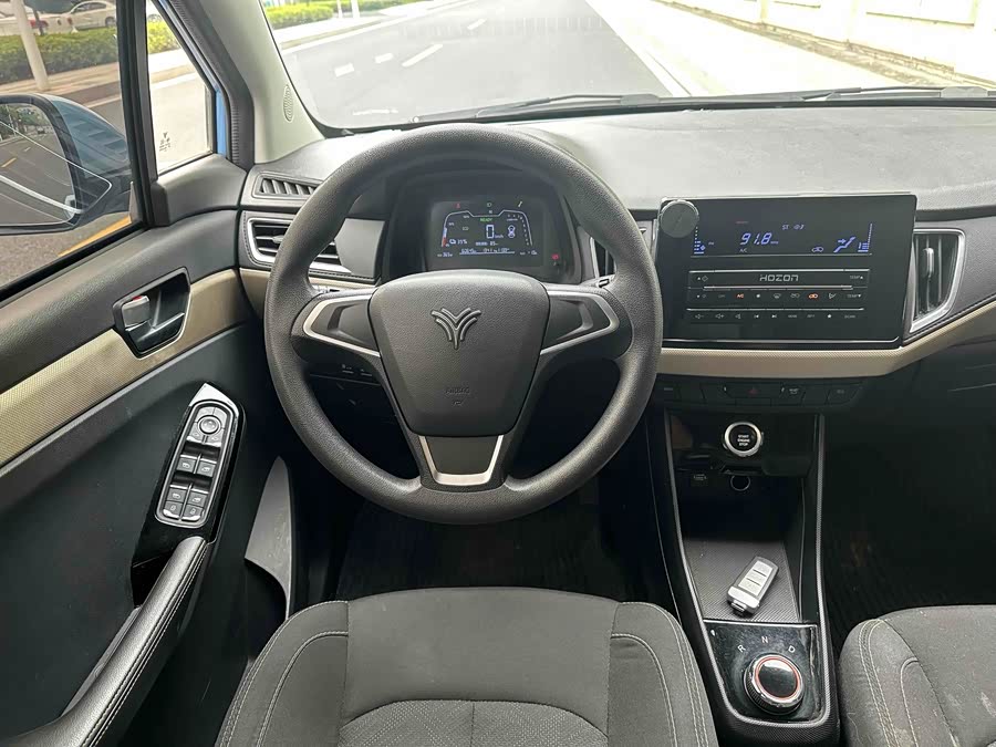 哪吒汽车 哪吒N01 2020 汽车图片 #9