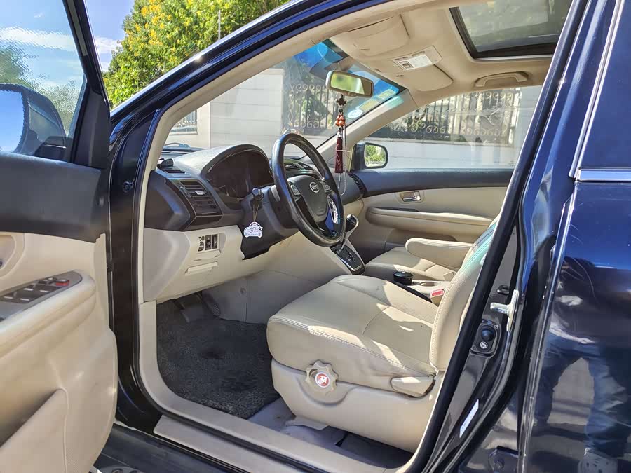 BYD S6 2013 car image #9