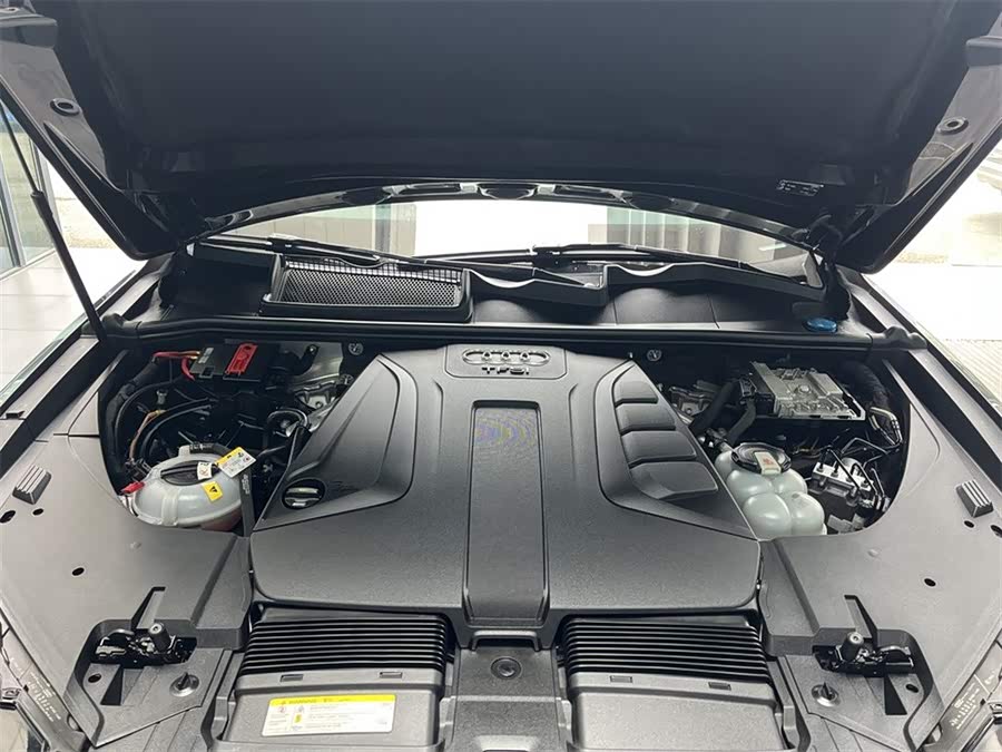 Audi Q7 New Energy 2017 #9 Audi Q7 New Energy 2017 car image #9