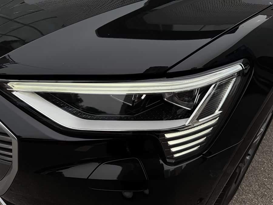 Mercedes-Benz SLK AMG 2022 car image #9