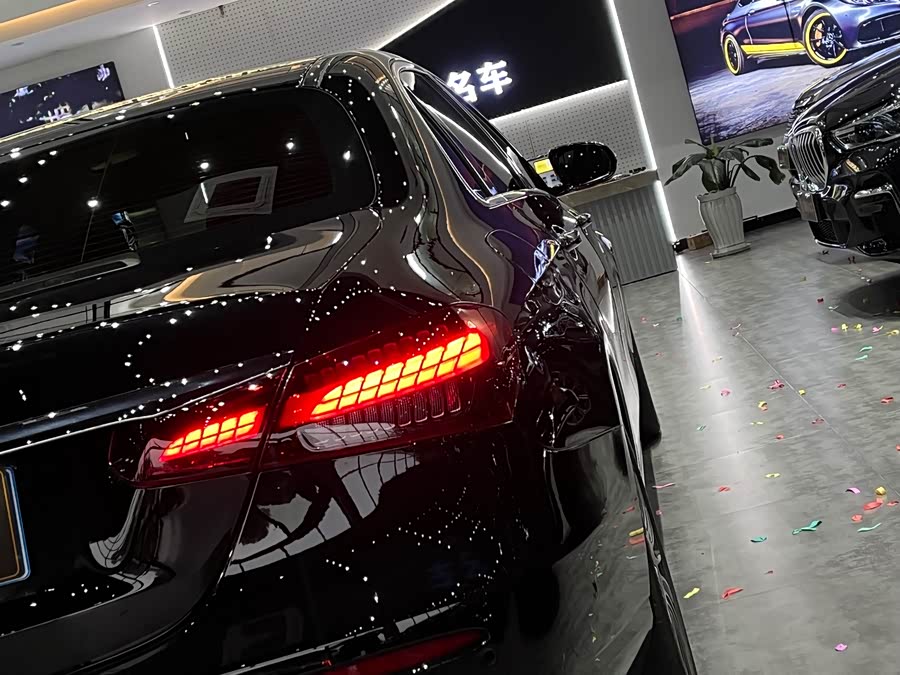 Mercedes-Benz E Class 2022 car image #9