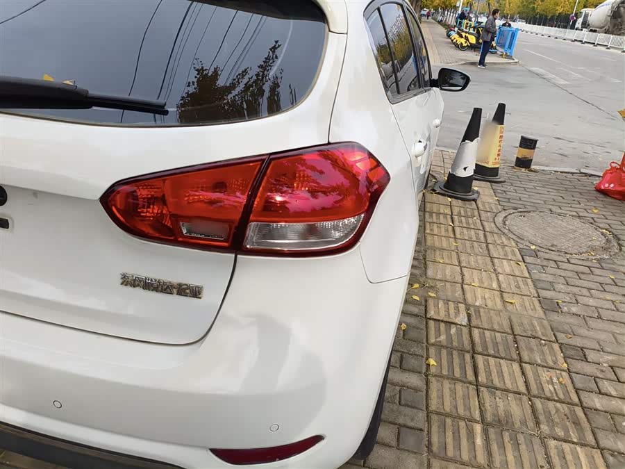 Kia Forte Koup 2014 car image #9