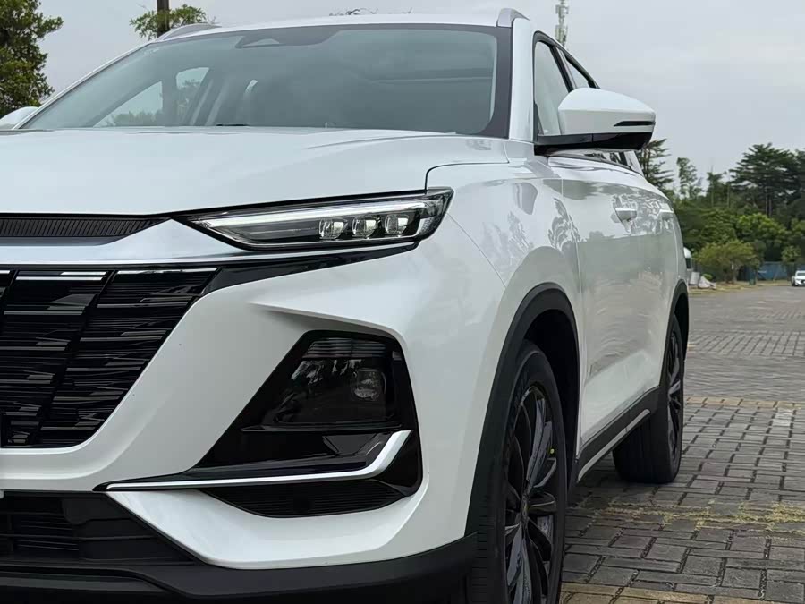 Changan CS75 PRO 2025 #9 Changan CS75 PRO 2025 imagen de coche #9