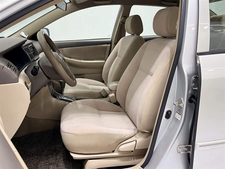 Toyota Reiz 2010 immagine di auto #9