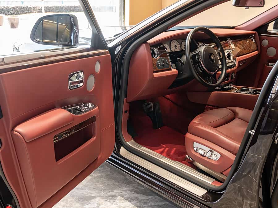 Rolls-Royce Ghost 2018 car image #9