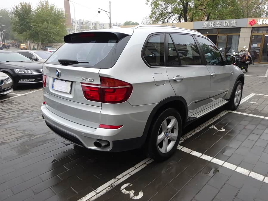 BMW X5 (Imported) 2011 imagen de coche #9
