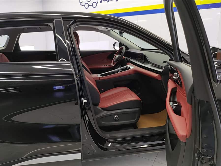 Exceed Yaoguang C-DM 2024 #9 Exceed Yaoguang C-DM 2024 car image #9