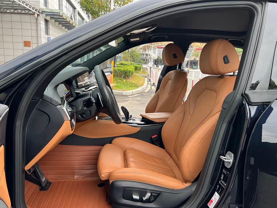 BMW 6 Series 2019 #9 BMW 6 Series 2019 imagem de carro #9