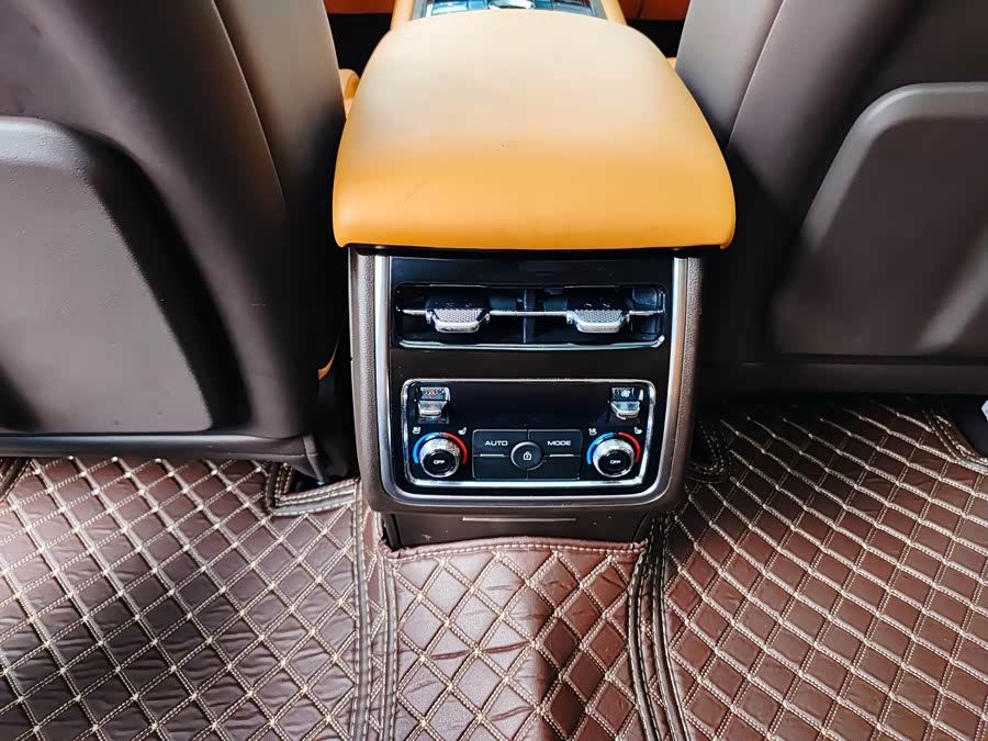 Tank 500 New Energy 2023 #9 Tank 500 New Energy 2023 car image #9