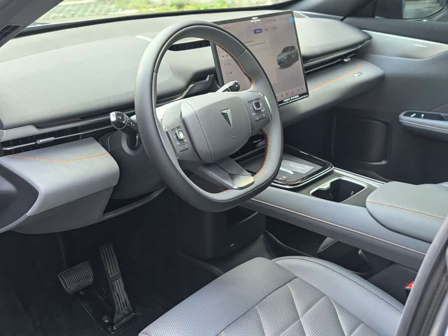 Deepal S05 2025 car image #9