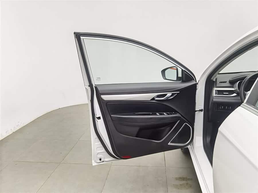 GEELY 2023 car image #9