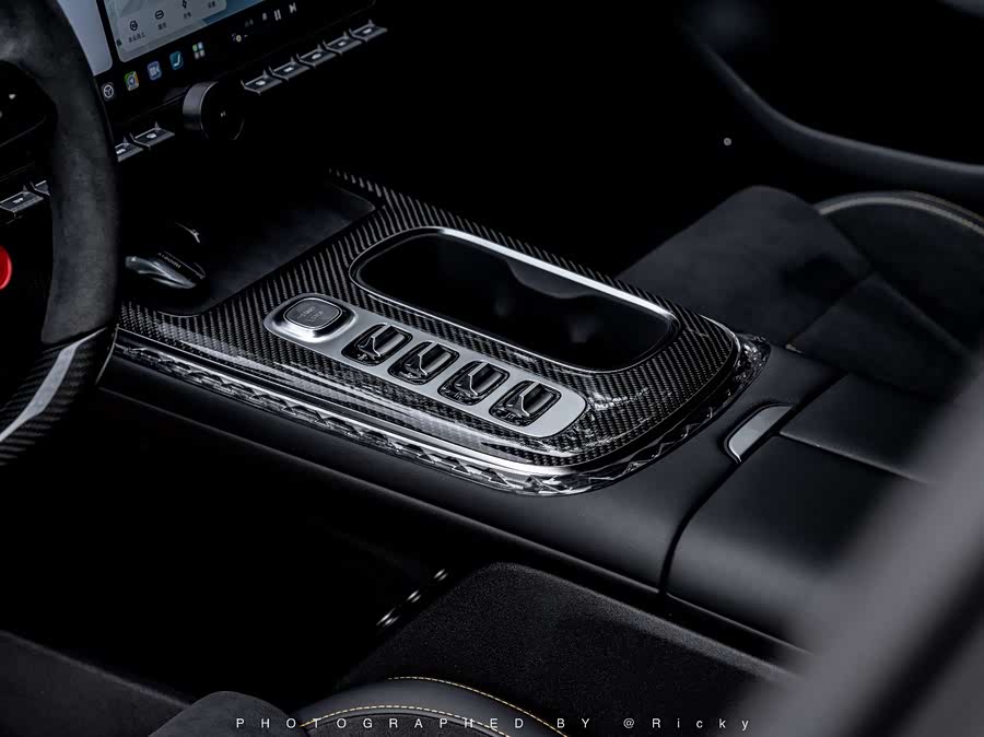 小米汽车 小米SU7 Ultra 2025 汽车图片 #9