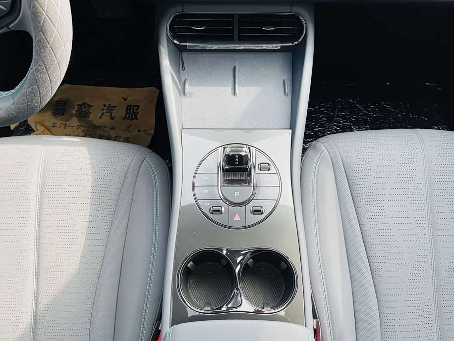 BYD Seal 06GT 2025 car image #9