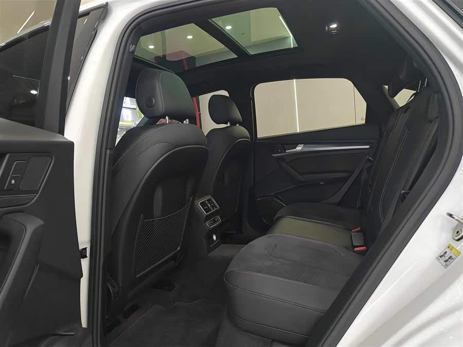 Audi Q5L Sportback 2022 #9 Audi Q5L Sportback 2022 immagine di auto #9