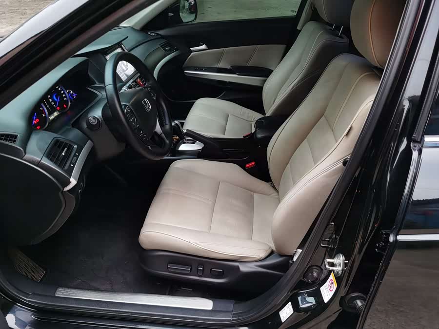 Honda CROSSTOUR 2015 #9 Honda CROSSTOUR 2015 изображение автомобиля #9