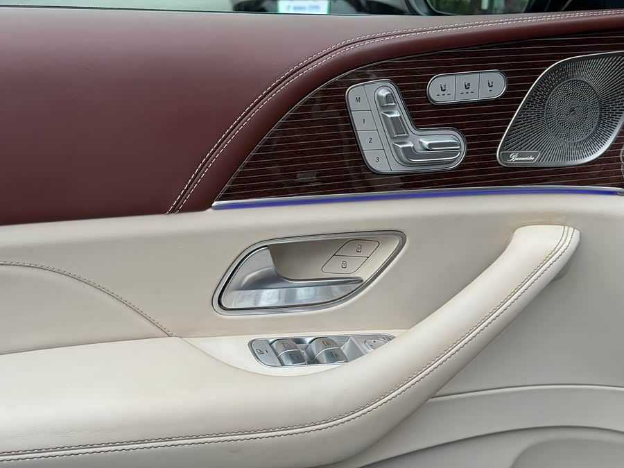 Mercedes-Benz Maybach GLS 2023 #9 Mercedes-Benz Maybach GLS 2023 صورة سيارة #9