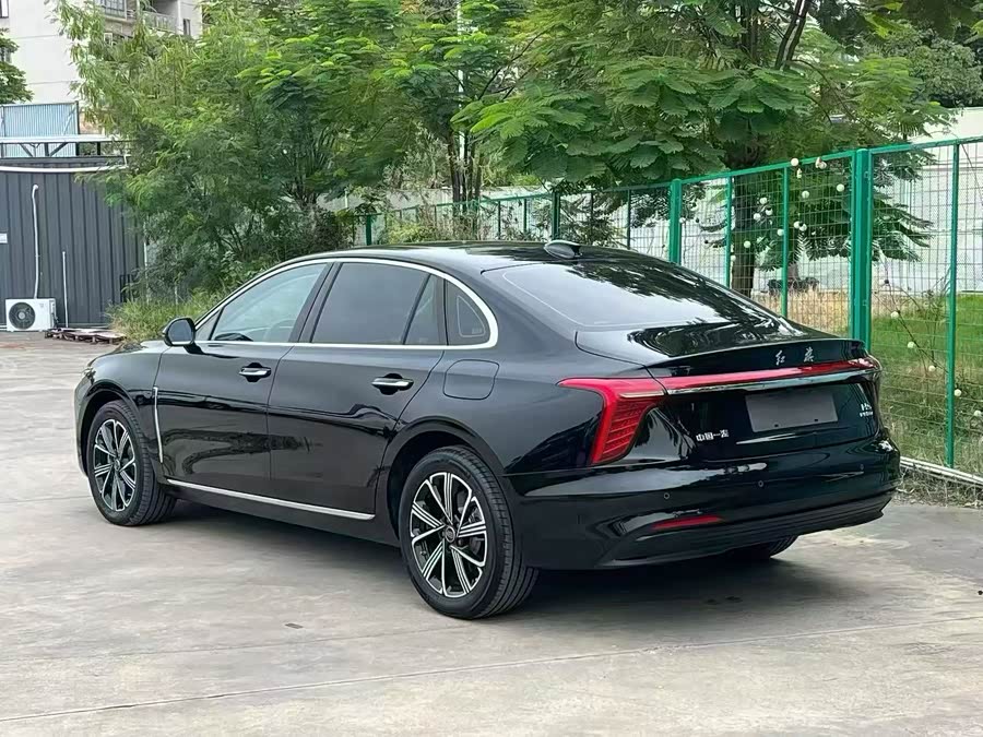 HongQi H5 PHEV 2025 car image #9