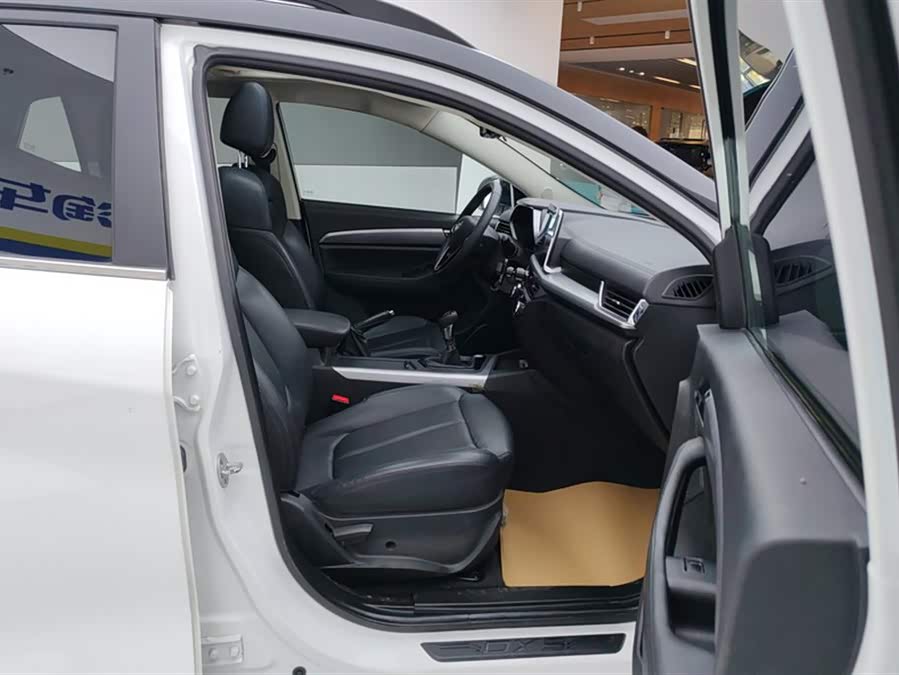 Soueast DX5 2021 #9 Soueast DX5 2021 car image #9